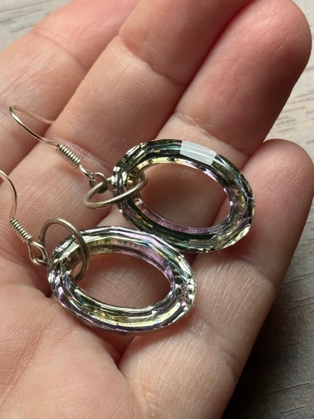 Swarovski Crystal Vitrail Light Cosmic Oval Earrings - Picture 3 of 5